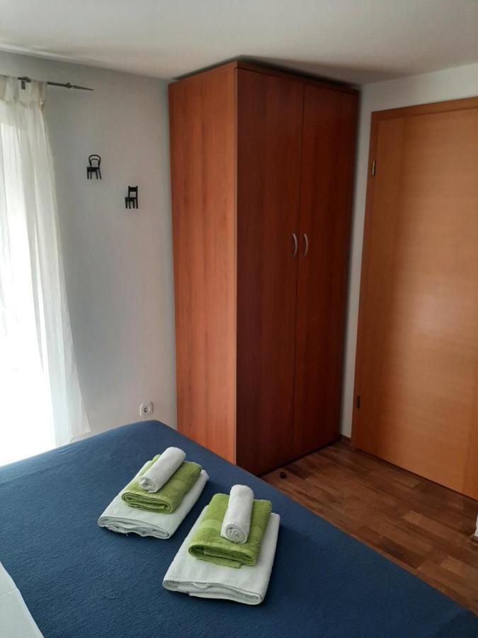 Old Town Cres Apartments Luaran gambar