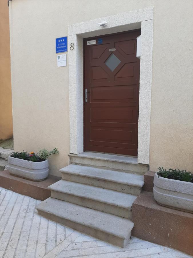 Old Town Cres Apartments Luaran gambar