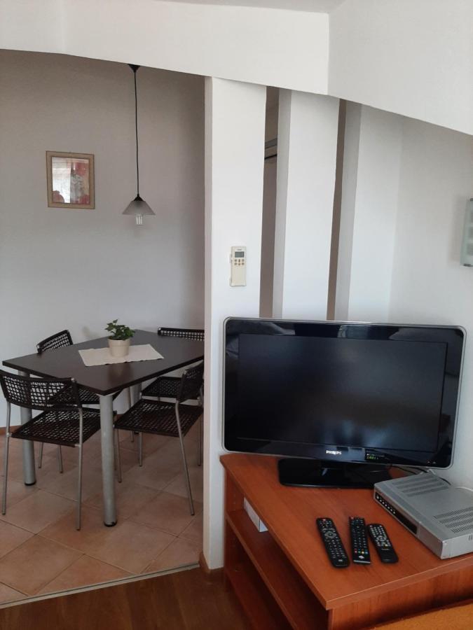 Old Town Cres Apartments Luaran gambar